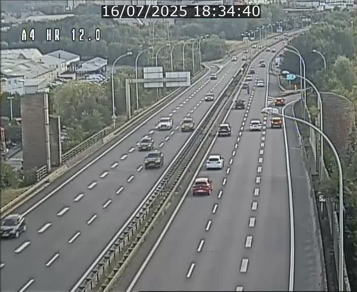 Traffic live webcam Luxembourg Jonction Foetz - A4 - BK 12.0 - direction Esch sur Alzette
