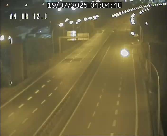 Traffic live webcam Luxembourg Jonction Foetz - A4 - BK 12.0 - direction Esch sur Alzette