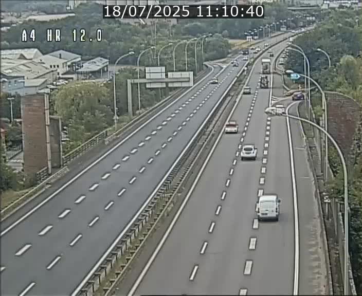 Traffic live webcam Luxembourg Jonction Foetz - A4 - BK 12.0 - direction Esch sur Alzette