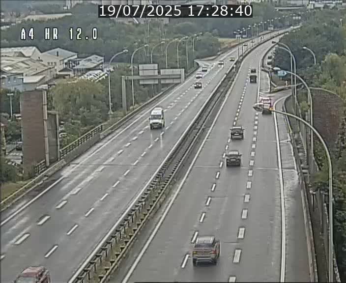 Traffic live webcam Luxembourg Jonction Foetz - A4 - BK 12.0 - direction Esch sur Alzette