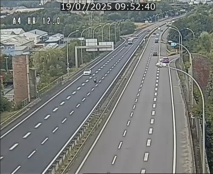 Traffic live webcam Luxembourg Jonction Foetz - A4 - BK 12.0 - direction Esch sur Alzette