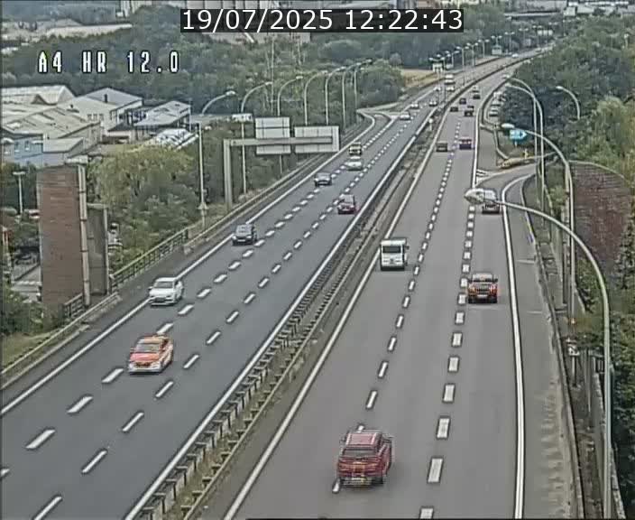 Traffic live webcam Luxembourg Jonction Foetz - A4 - BK 12.0 - direction Esch sur Alzette