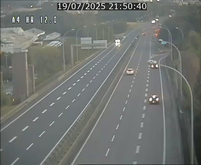 Traffic live webcam Luxembourg Jonction Foetz - A4 - BK 12.0 - direction Esch sur Alzette