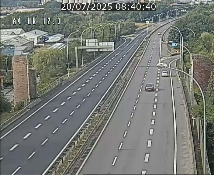 Traffic live webcam Luxembourg Jonction Foetz - A4 - BK 12.0 - direction Esch sur Alzette