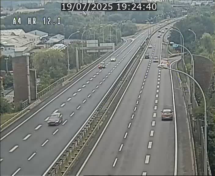Traffic live webcam Luxembourg Jonction Foetz - A4 - BK 12.0 - direction Esch sur Alzette