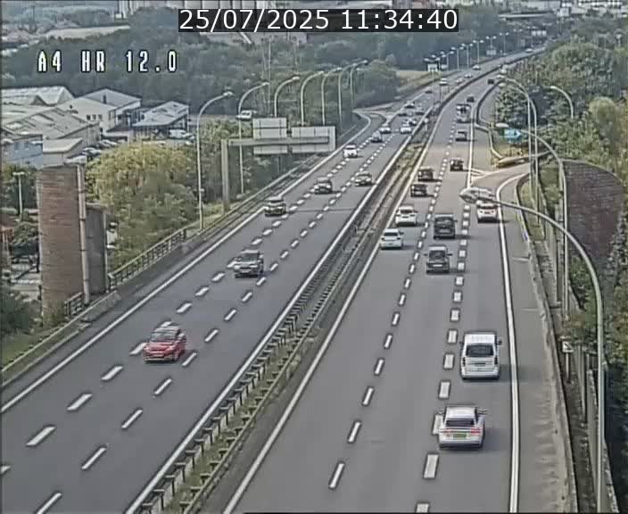 Traffic live webcam Luxembourg Jonction Foetz - A4 - BK 12.0 - direction Esch sur Alzette