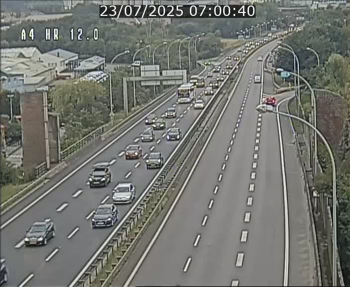 Traffic live webcam Luxembourg Jonction Foetz - A4 - BK 12.0 - direction Esch sur Alzette