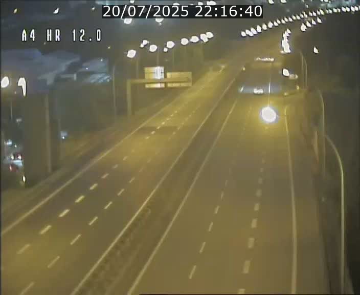 Traffic live webcam Luxembourg Jonction Foetz - A4 - BK 12.0 - direction Esch sur Alzette