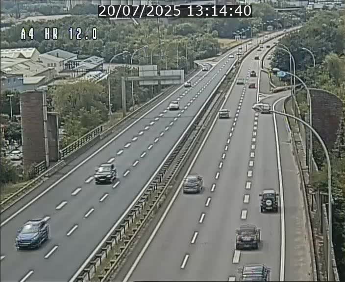Traffic live webcam Luxembourg Jonction Foetz - A4 - BK 12.0 - direction Esch sur Alzette