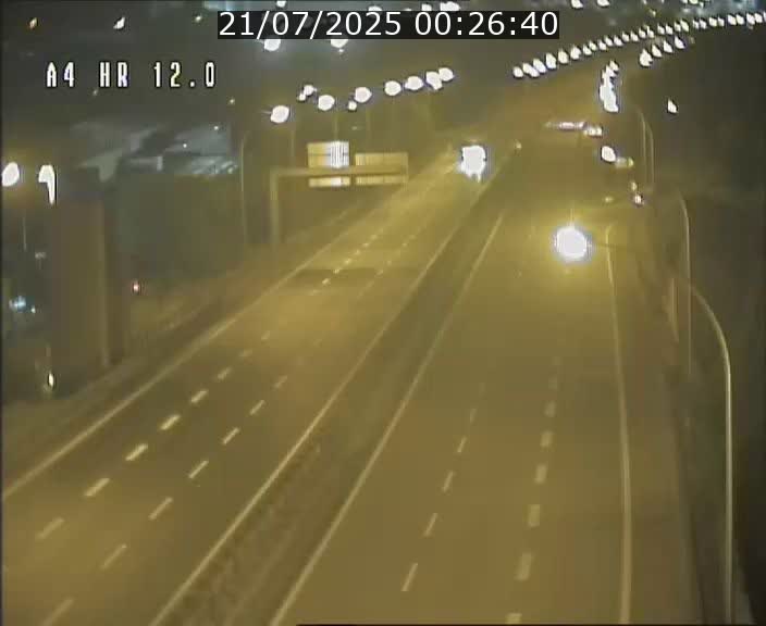 Traffic live webcam Luxembourg Jonction Foetz - A4 - BK 12.0 - direction Esch sur Alzette