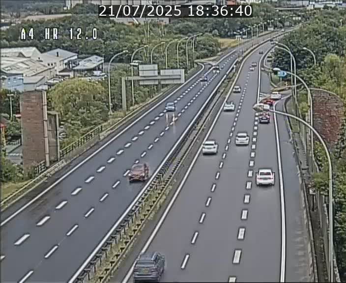 Traffic live webcam Luxembourg Jonction Foetz - A4 - BK 12.0 - direction Esch sur Alzette