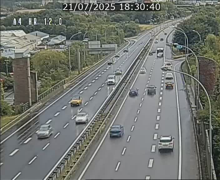 Traffic live webcam Luxembourg Jonction Foetz - A4 - BK 12.0 - direction Esch sur Alzette