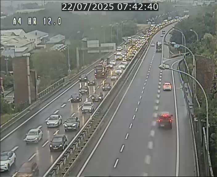 Traffic live webcam Luxembourg Jonction Foetz - A4 - BK 12.0 - direction Esch sur Alzette