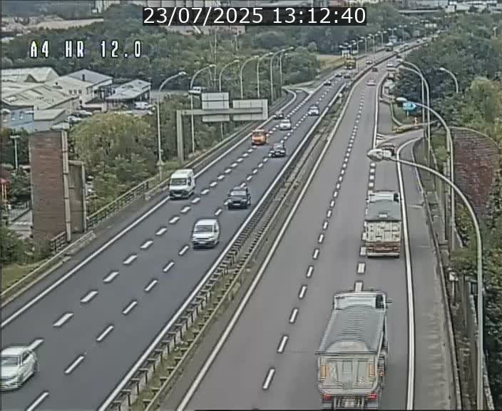 Traffic live webcam Luxembourg Jonction Foetz - A4 - BK 12.0 - direction Esch sur Alzette
