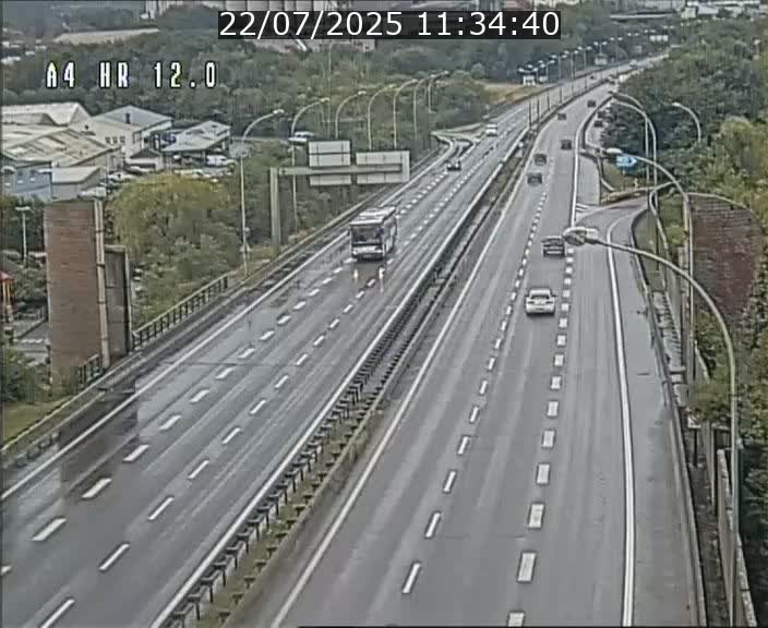 Traffic live webcam Luxembourg Jonction Foetz - A4 - BK 12.0 - direction Esch sur Alzette