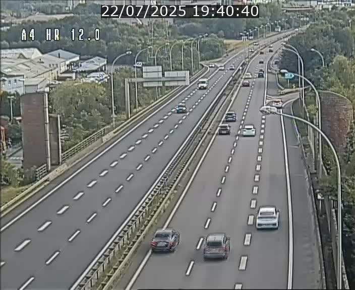 Traffic live webcam Luxembourg Jonction Foetz - A4 - BK 12.0 - direction Esch sur Alzette