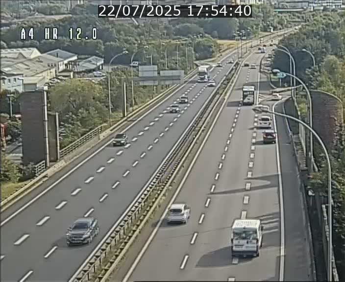 Traffic live webcam Luxembourg Jonction Foetz - A4 - BK 12.0 - direction Esch sur Alzette