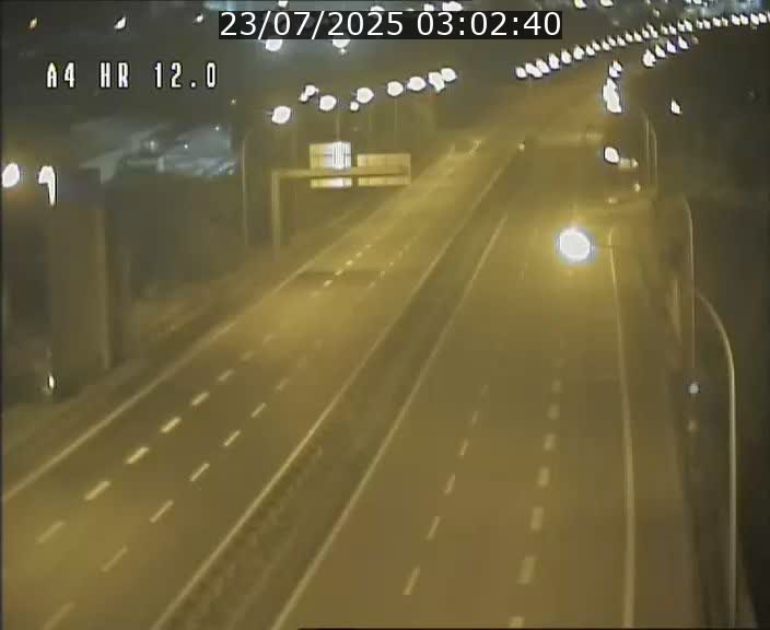 Traffic live webcam Luxembourg Jonction Foetz - A4 - BK 12.0 - direction Esch sur Alzette