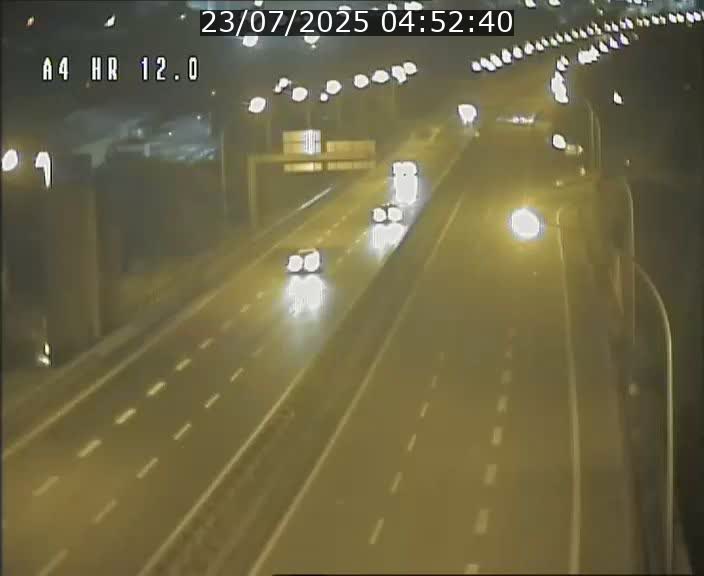 Traffic live webcam Luxembourg Jonction Foetz - A4 - BK 12.0 - direction Esch sur Alzette