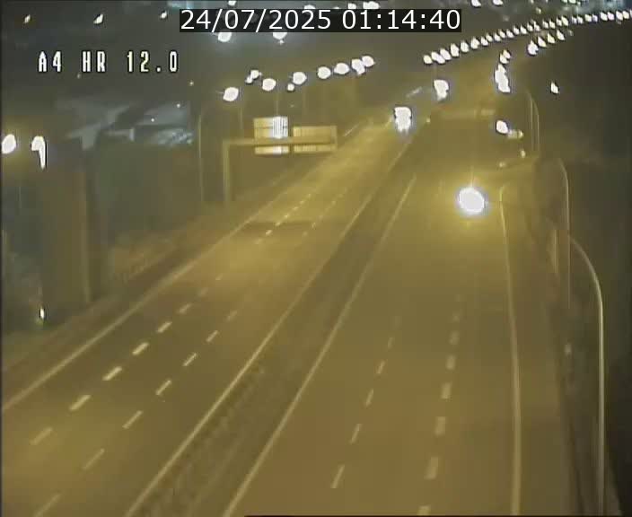 Traffic live webcam Luxembourg Jonction Foetz - A4 - BK 12.0 - direction Esch sur Alzette