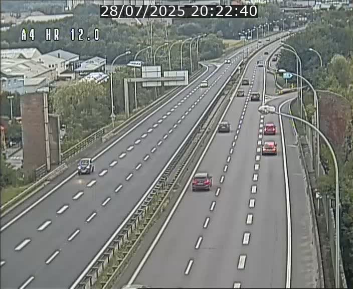 Traffic live webcam Luxembourg Jonction Foetz - A4 - BK 12.0 - direction Esch sur Alzette