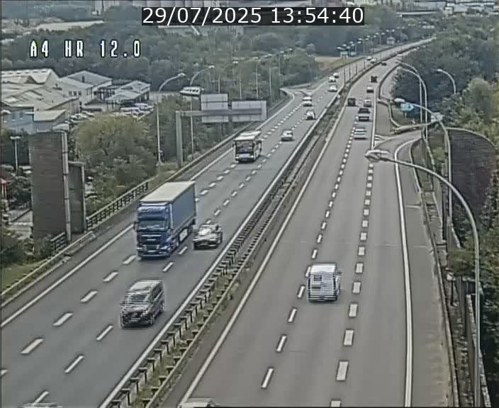 Traffic live webcam Luxembourg Jonction Foetz - A4 - BK 12.0 - direction Esch sur Alzette
