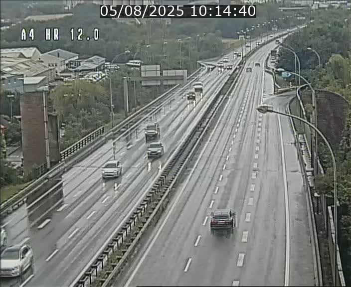 Traffic live webcam Luxembourg Jonction Foetz - A4 - BK 12.0 - direction Esch sur Alzette