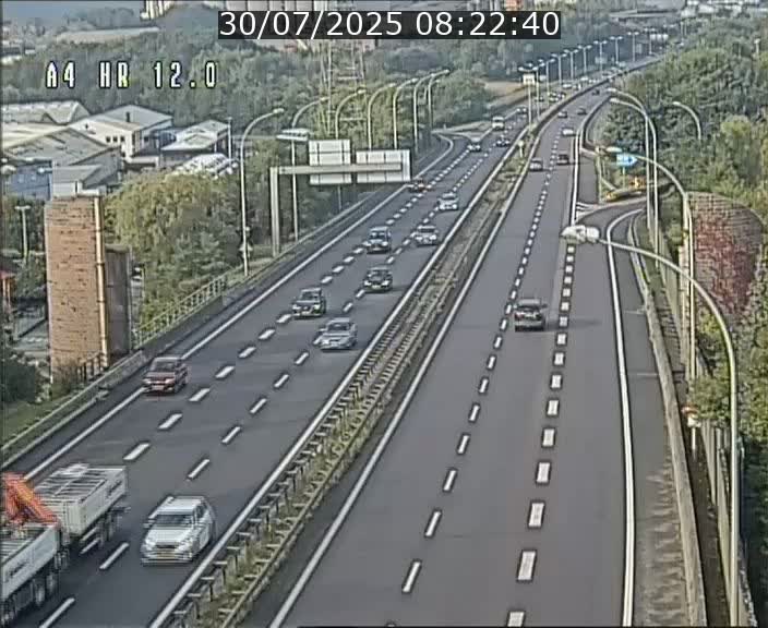 Traffic live webcam Luxembourg Jonction Foetz - A4 - BK 12.0 - direction Esch sur Alzette