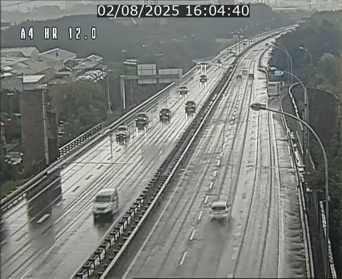 Traffic live webcam Luxembourg Jonction Foetz - A4 - BK 12.0 - direction Esch sur Alzette