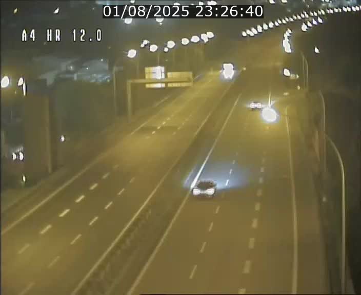 Traffic live webcam Luxembourg Jonction Foetz - A4 - BK 12.0 - direction Esch sur Alzette