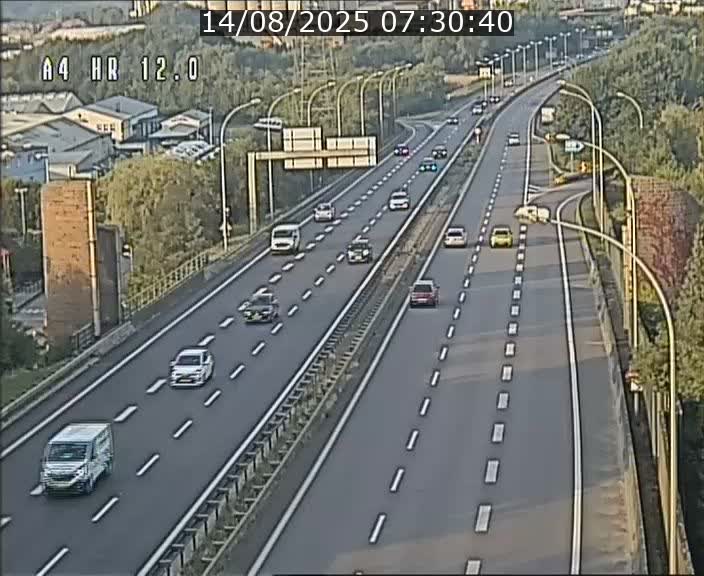 Traffic live webcam Luxembourg Jonction Foetz - A4 - BK 12.0 - direction Esch sur Alzette