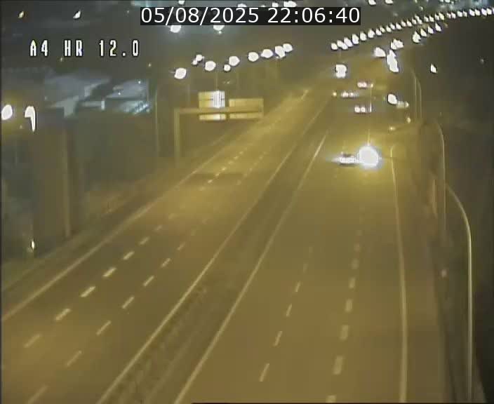 Traffic live webcam Luxembourg Jonction Foetz - A4 - BK 12.0 - direction Esch sur Alzette