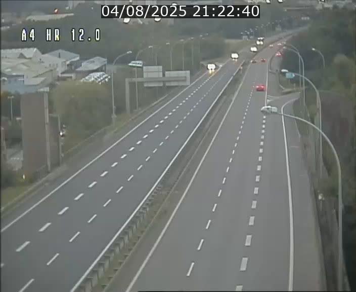 Traffic live webcam Luxembourg Jonction Foetz - A4 - BK 12.0 - direction Esch sur Alzette