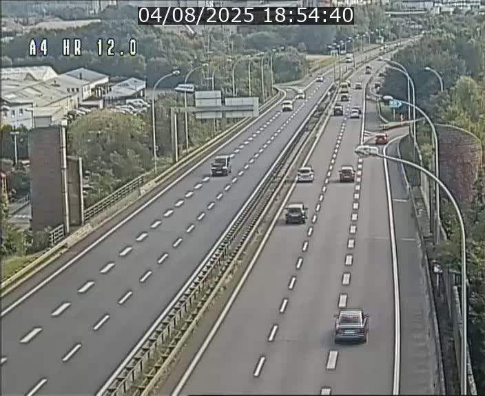Traffic live webcam Luxembourg Jonction Foetz - A4 - BK 12.0 - direction Esch sur Alzette