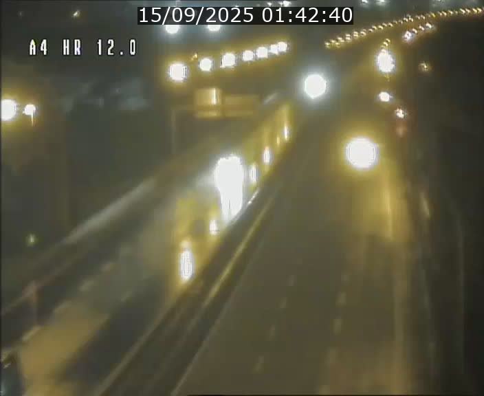 Traffic live webcam Luxembourg Jonction Foetz - A4 - BK 12.0 - direction Esch sur Alzette