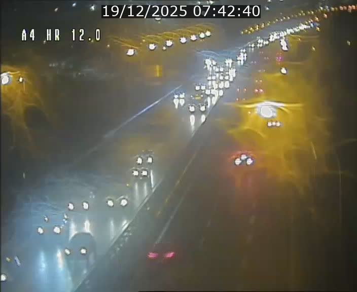 Traffic live webcam Luxembourg Jonction Foetz - A4 - BK 12.0 - direction Esch sur Alzette
