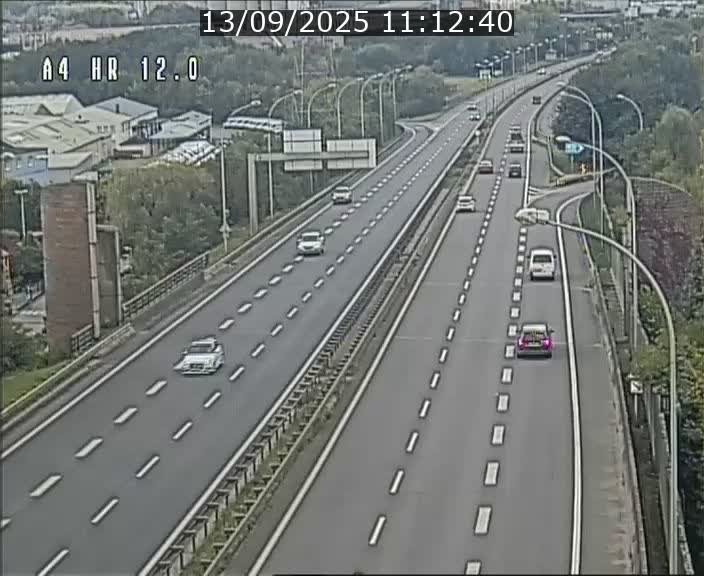 Traffic live webcam Luxembourg Jonction Foetz - A4 - BK 12.0 - direction Esch sur Alzette