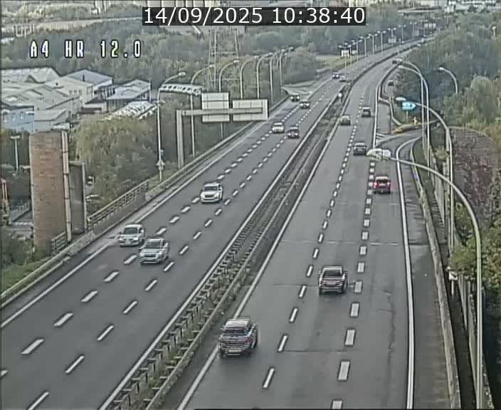 Traffic live webcam Luxembourg Jonction Foetz - A4 - BK 12.0 - direction Esch sur Alzette