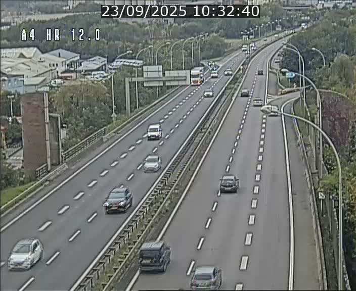 Traffic live webcam Luxembourg Jonction Foetz - A4 - BK 12.0 - direction Esch sur Alzette