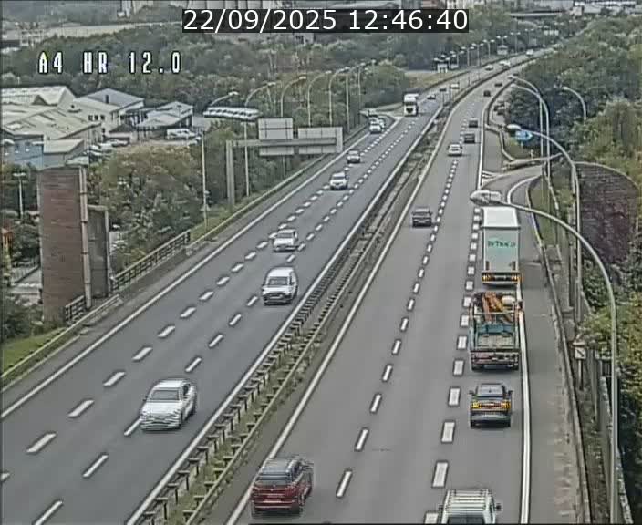 Traffic live webcam Luxembourg Jonction Foetz - A4 - BK 12.0 - direction Esch sur Alzette