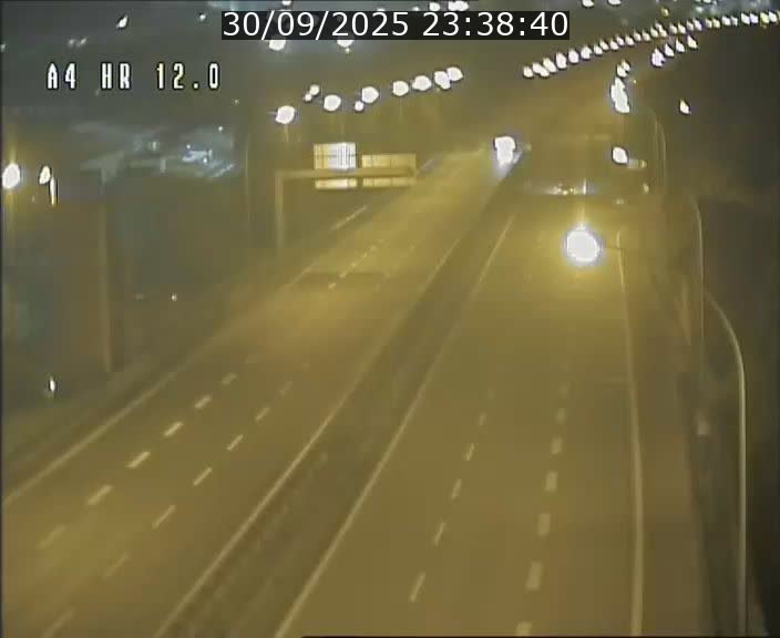 Traffic live webcam Luxembourg Jonction Foetz - A4 - BK 12.0 - direction Esch sur Alzette