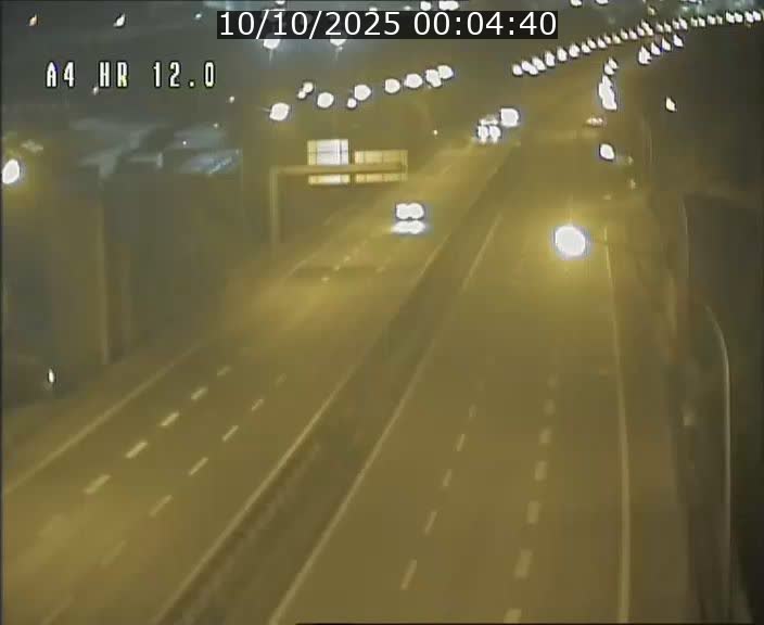 Traffic live webcam Luxembourg Jonction Foetz - A4 - BK 12.0 - direction Esch sur Alzette