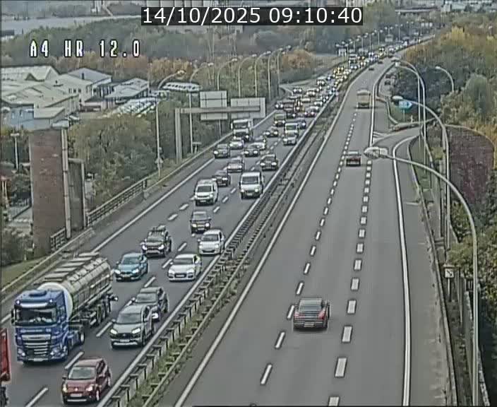 Traffic live webcam Luxembourg Jonction Foetz - A4 - BK 12.0 - direction Esch sur Alzette