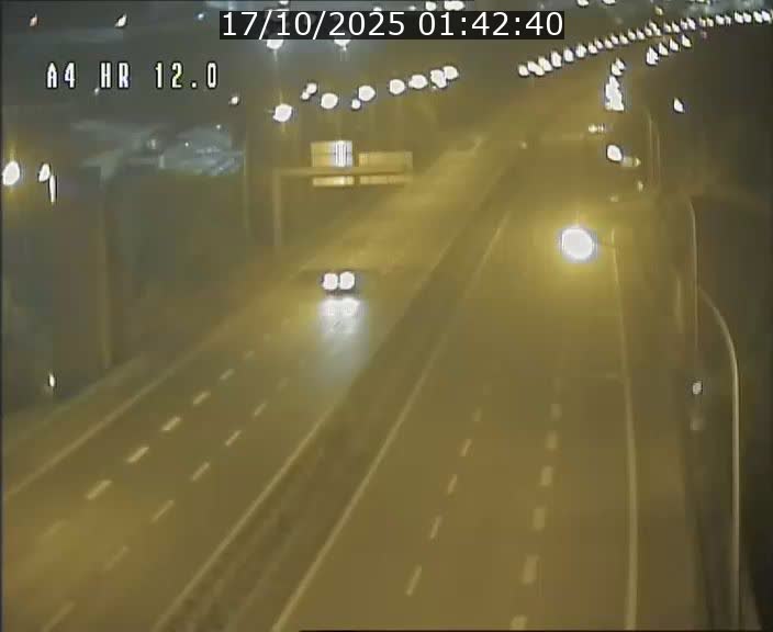 Traffic live webcam Luxembourg Jonction Foetz - A4 - BK 12.0 - direction Esch sur Alzette
