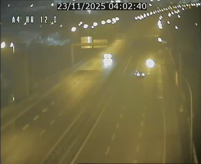 <h2>Traffic live webcam Luxembourg Jonction Foetz - A4 - BK 12.0 - direction Esch sur Alzette</h2>