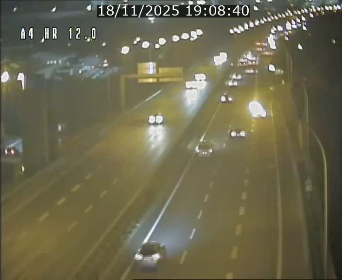 <h2>Traffic live webcam Luxembourg Jonction Foetz - A4 - BK 12.0 - direction Esch sur Alzette</h2>