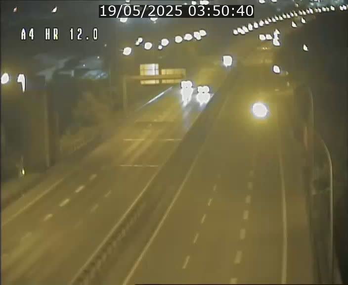 <h2>Traffic live webcam Luxembourg Jonction Foetz - A4 - BK 12.0 - direction Esch sur Alzette</h2>
