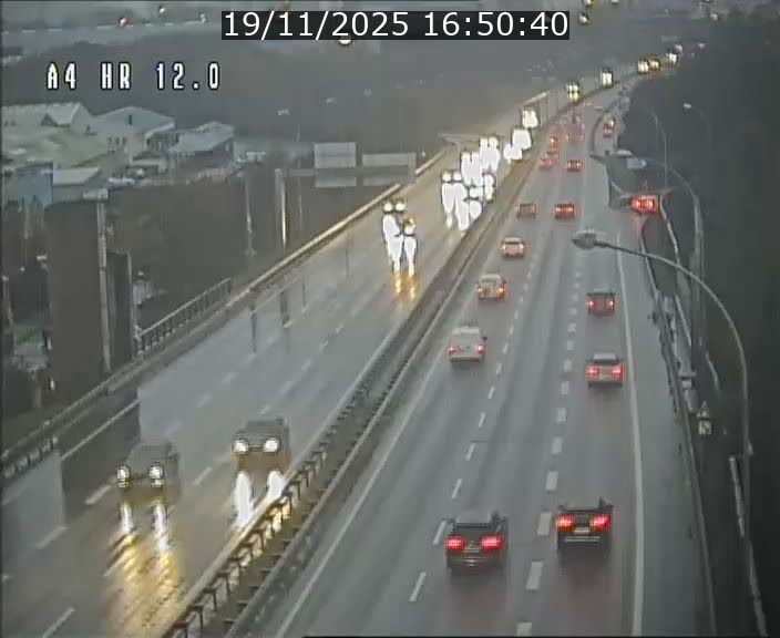 <h2>Traffic live webcam Luxembourg Jonction Foetz - A4 - BK 12.0 - direction Esch sur Alzette</h2>