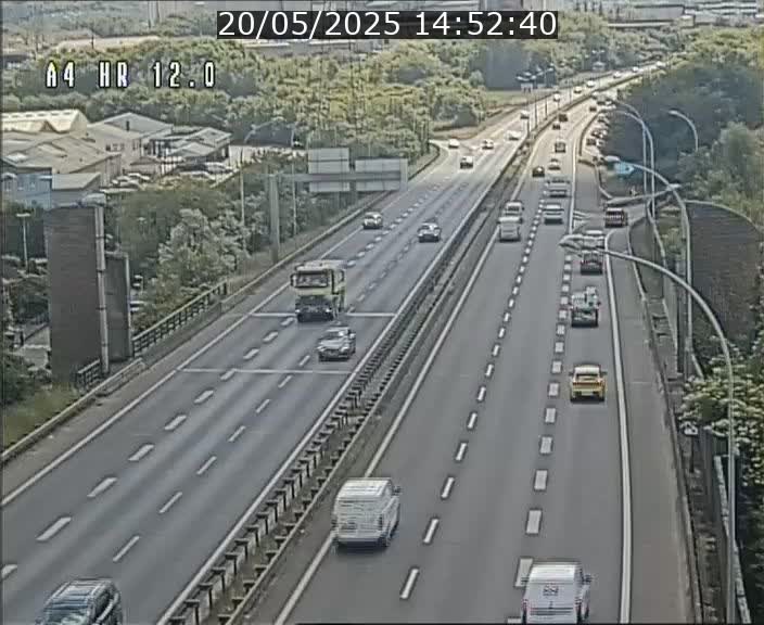 <h2>Traffic live webcam Luxembourg Jonction Foetz - A4 - BK 12.0 - direction Esch sur Alzette</h2>
