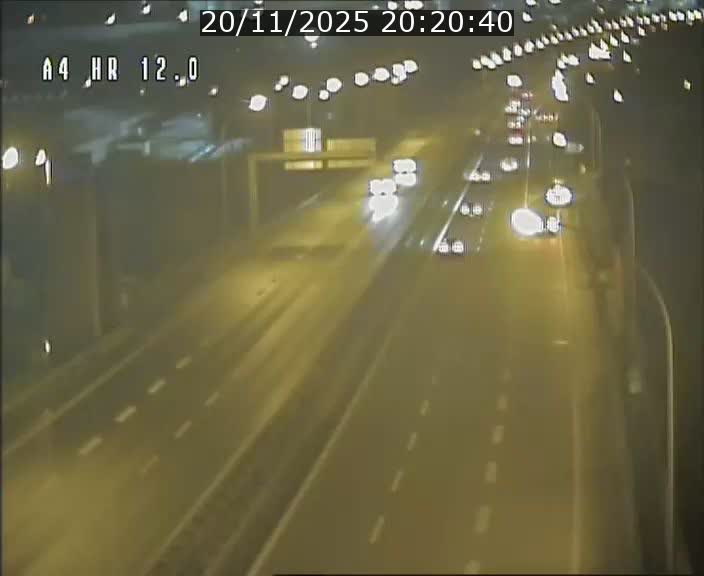 <h2>Traffic live webcam Luxembourg Jonction Foetz - A4 - BK 12.0 - direction Esch sur Alzette</h2>